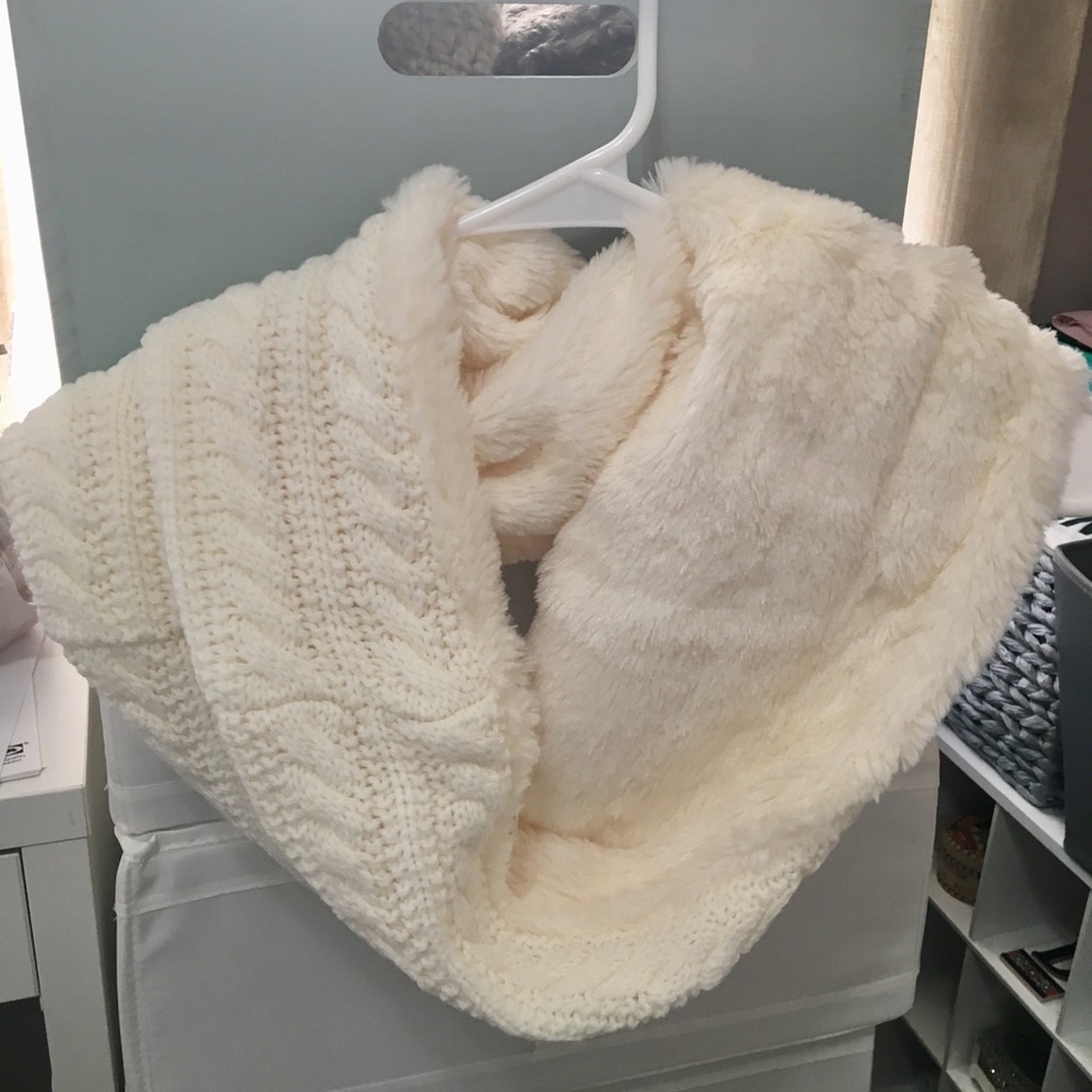 Ivory Infinity Scarf